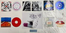 Load image into Gallery viewer, RED HOT CHILI PEPPERS - ANTHONY KIEDIS, FLEA, CHAD SMITH & JOSH KLINGHOFFER Signed Photo & CDs Display