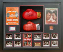 Load image into Gallery viewer, SUGAR RAY LEONARD, ROBERTO DURAN, THOMAS HEARNS & MARVIN HAGLER, “Four Kings” Signed Boxing Gloves Display1