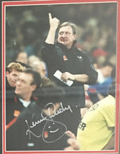 Load image into Gallery viewer, Dick Reynolds & Kevin Sheedy autographed memorabilia