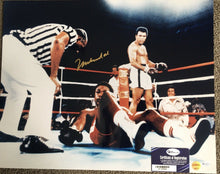 Load image into Gallery viewer, MUHAMMAD ALI Signed "The Rumble in the Jungle" 16"x20" Online Authentics Photo