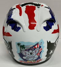 Load image into Gallery viewer, Signed Mick Doohan 500cc World Champion helmet display