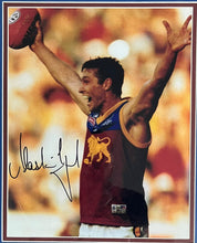 Load image into Gallery viewer, Signed Lion Kings photos display, Murray, Voss & more.