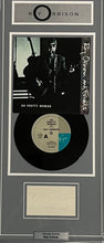 Load image into Gallery viewer, Roy Orbison signed card framed with "Oh Pretty Woman" record.