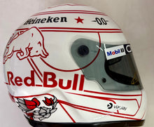 Load image into Gallery viewer, MAX VERSTAPPEN Signed 2025 Japan GP F1 Helmet
