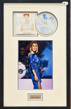Load image into Gallery viewer, CELINE DION Signed Photo &amp; CD Display2
