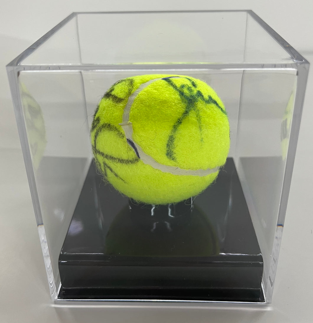 Tennis collectible dual signed by Federer & Williams