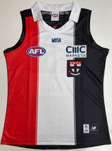 Load image into Gallery viewer, Unframed JACK STEELE Signed St Kilda Jumper
