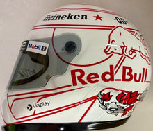 Load image into Gallery viewer, MAX VERSTAPPEN Signed 2025 Japan GP F1 Helmet
