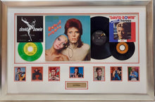 Load image into Gallery viewer, DAVID BOWIE Signed Card &amp; Record Display
