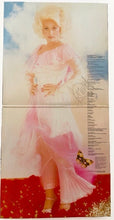 Load image into Gallery viewer, DOLLY PARTON Signed “Heartbreaker” Album Inner &amp; Record Display
