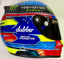 Load image into Gallery viewer, OSCAR PIASTRI Signed F1 Helmet4
