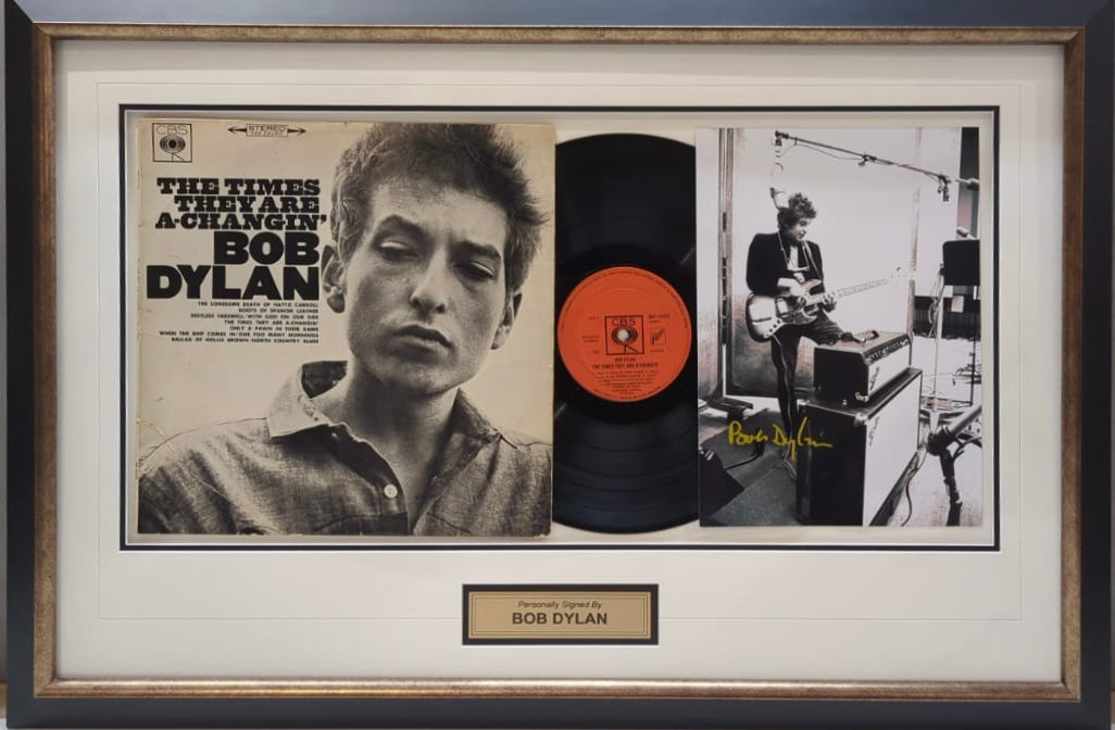 BOB DYLAN Signed Photo & Album LP Display