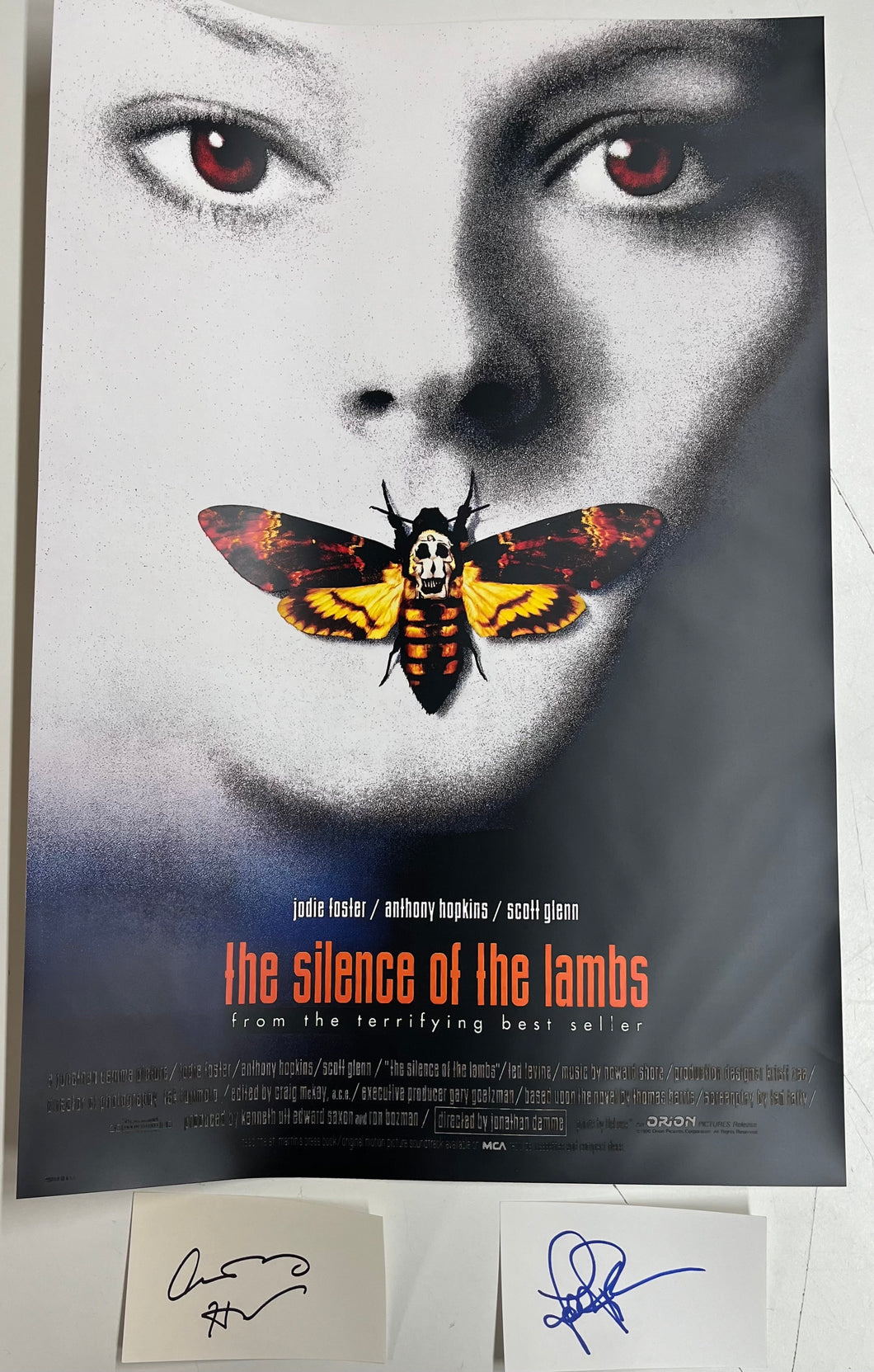 SILENCE OF THE LAMBS - ANTHONY HOPKINS & JODIE FOSTER Signed Cards & Poster Display