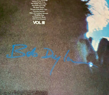 Load image into Gallery viewer, BOB DYLAN Signed Vinyl LP &amp; Magazine Collage Display
