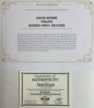 Load image into Gallery viewer, DAVID BOWIE Signed Card &amp; Record Display
