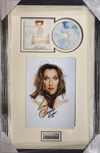 Load image into Gallery viewer, CELINE DION Signed Photo &amp; CD Display1
