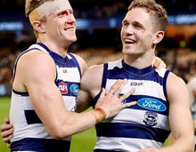 Load image into Gallery viewer, Unframed JOEL SELWOOD &amp; SCOTT SELWOOD Signed Jumper
