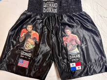 Load image into Gallery viewer, SUGAR RAY LEONARD, ROBERTO DURAN, THOMAS HEARNS &amp; MARVIN HAGLER, “Four Kings” Signed Boxing Trunks &amp; Glove Display3
