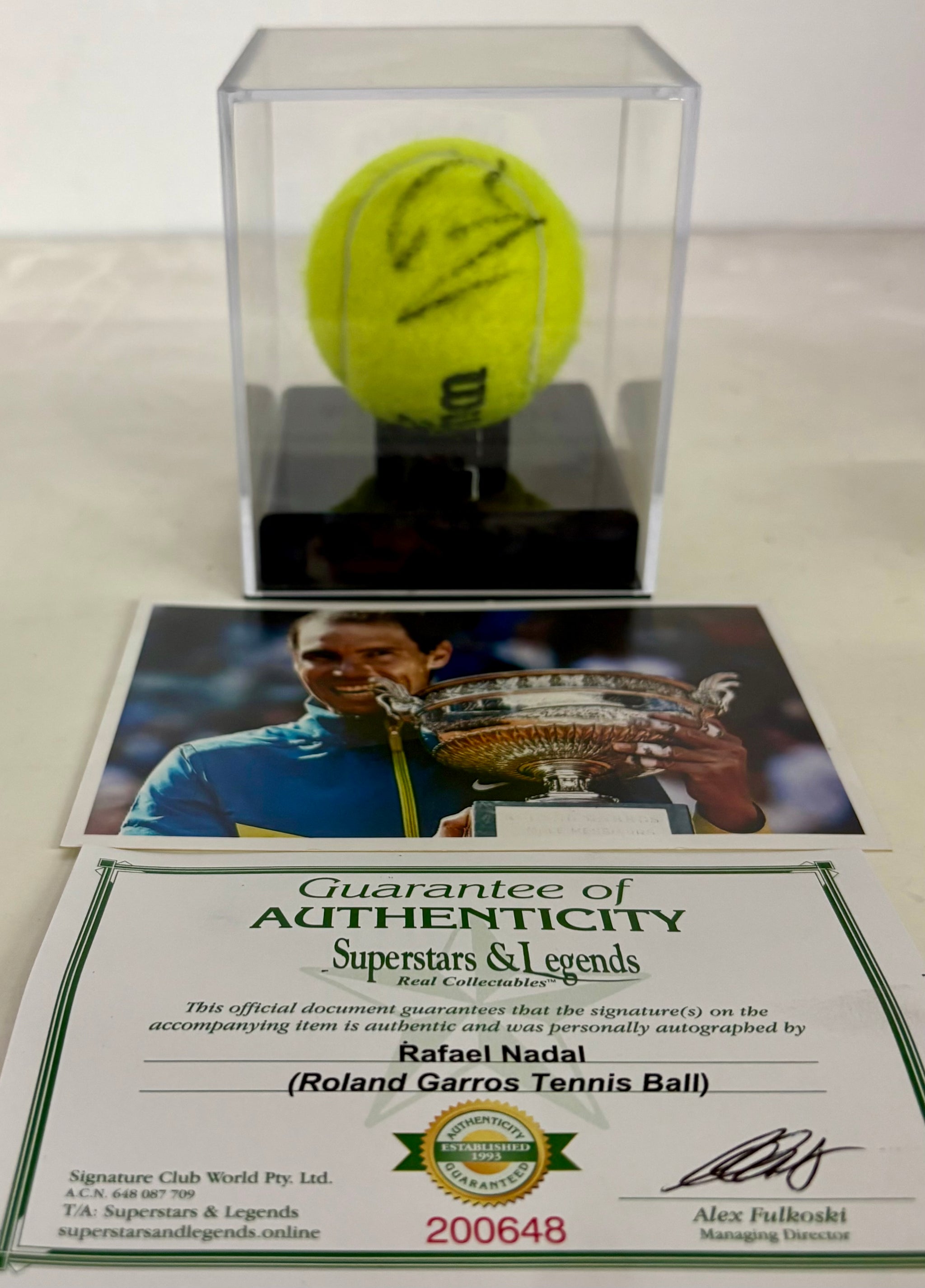 Rafael Nadal Signed Roland Garros Tennis Ball Display – Superstars