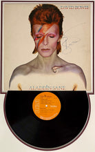 Load image into Gallery viewer, DAVID BOWIE Signed Vinyl Album &amp; Record Collage Display
