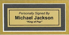 Load image into Gallery viewer, MICHAEL JACKSON Signed Photo &amp; Album LP Display
