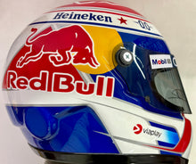Load image into Gallery viewer, MAX VERSTAPPEN Signed 2025 F1 Helmet
