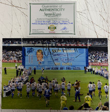Load image into Gallery viewer, GLENN ARCHER Signed Photo &amp; “Kangaroos Evolution of a Legend” Print
