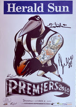 Load image into Gallery viewer, DANE SWAN &amp; ALAN DIDAK Signed 2010 Premiers Mark Knight Poster Display

