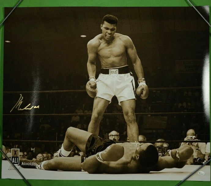 Muhammad Ali signed photo
