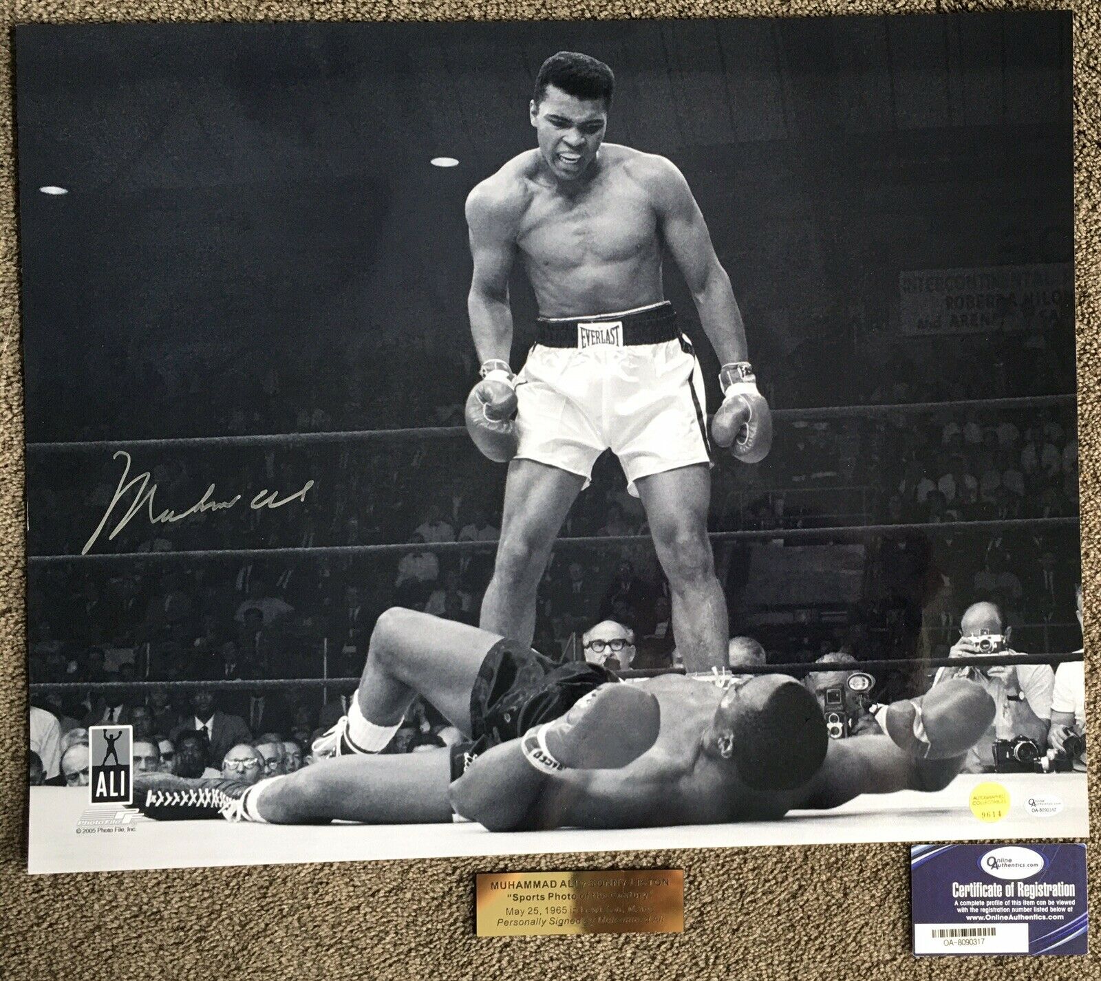 MUHAMMAD ALI Signed Sports Photo of the Century 16